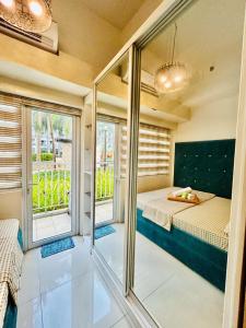 1Bedroom Pool View - MOA Shell Residences Near Airport