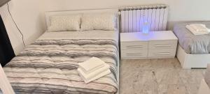 Camera Matrimoniale con Bagno in Comune