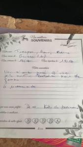 Maisons de vacances Au Paradis Des Anges maison de village climatise avec jardin : photos des chambres