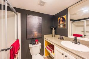 Rainforest Tiny Home Retreat Twilight Edition #23