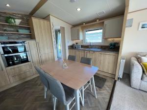 Lydstep Beach Village - 602 Atlantic View