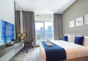 Elegant Studio with Canal Views DAMAC Prive