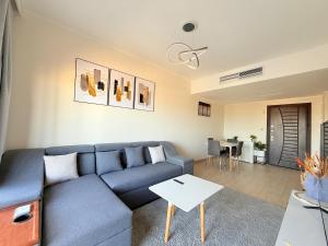 Luxury hotel apartment 2rooms with triple sea view