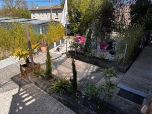 Appartements Gite du Silo Loft atypique ,Tournesol , spa&piscine couverte : photos des chambres