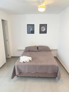 04 - Estúdio com Área privativa, Vaga de garagem, Máquina de lavar, Wi-fi, TV smart, próximo a Skema School