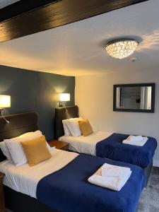 The Golden Ball Inn 1728