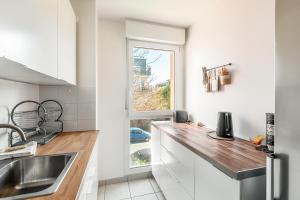 2 bedroomed Le Crystal