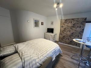 Superbe Studio Miromesnil Elysée