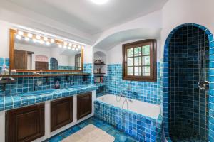 Maisons de vacances Magnifique villa avec vue mer panoramique : photos des chambres