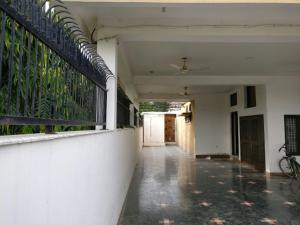 Cheerful two Bedroom Green Villa by Suvana Organics