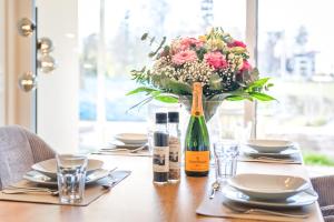 STAYS Uferpark mit Privatstrand