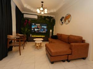 Lyds Home Urban Staycation
