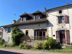 Maison Périgourdine 14 personnes avec piscine