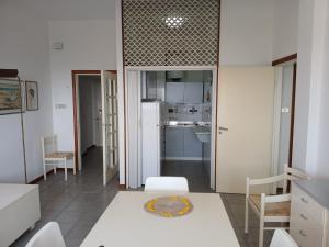 CV011 - Milano Marittima, trilocale fronte mare con vista esclusiva