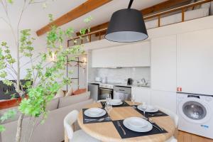 Liiiving in Porto - Mezzanine Delight Balcony