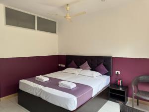 Hotel Abhinav Boarding And Lodging