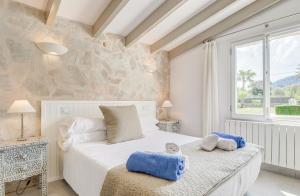 Majoran Family Finca with Pools, Jacuzzi and Gym in Pollença