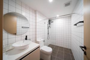 全新现代风格 魅力泳池公寓