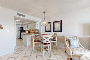 Surf Side Shores II 2704