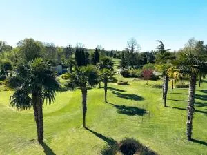 Le Golf Comme Jardin Dormez au Cœur du Parcours - 莱西吉内