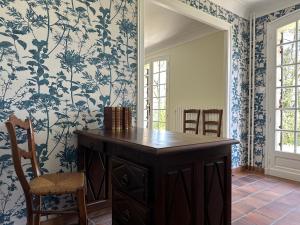 Le Peruguet - maison avec piscine et bois privé