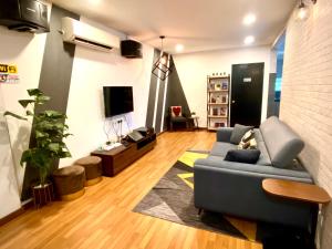 W boutique 10pax with family karaoke