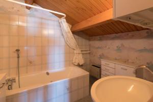 Maisons de vacances L'Horizon - Vue mer - Parking - Jardin : photos des chambres