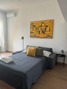 New Apartment with balcony, Isola Bosco Verticale