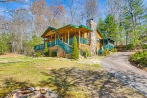 Murphy Cabin with Deck, Grill and Private Pond! - Letitia