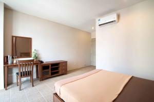 181 Ekkamai Apartment