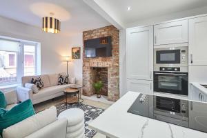 Host & Stay - Harbour View Cottage