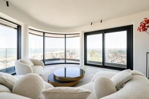 Unique penthouse with sublime sea views