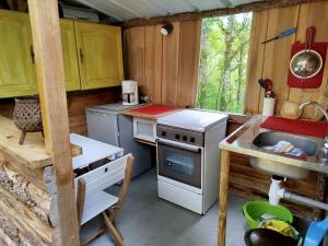 Roulotte et Cabane Par Hasard