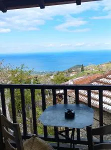 Olympia Avra - Nezerós