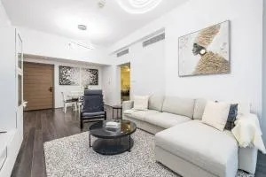 Unique Cosy &Spacious 2BR In Al Sufouh - Dubai