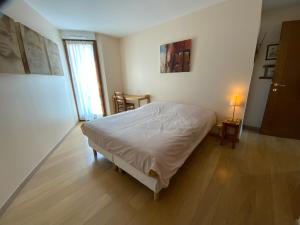 Appartements Appartement de Standing Face au port avec ascenseur : photos des chambres