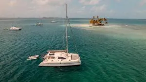 Enjoy San Blas sailing - Santa Isabel