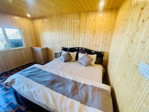 Amulyam Bliss Resort Mukteshwar