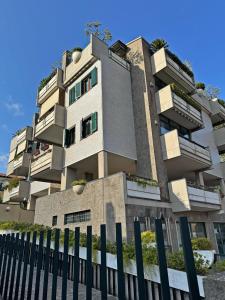 La Casa del Tomo - Metro A - Parcheggio Privato - 6 ospiti