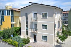 Le Bouganville Apartment- Downtown & close to the beach