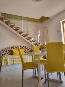 M&M HOUSE-Appartamento sul mare