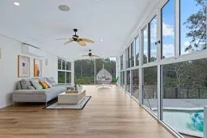 The Riviera Residence Luxury 5BR Resort with Pool - Barellan Point