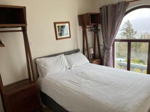 6 Ensuite Bedrooms-Sleeps 12-Garden-Sea & Mtn View