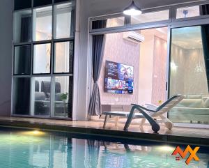 KSL City Mall 6-20pax Private ..