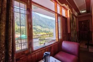 Hotel Premium Jupiter Manali Near Hidimba Devi Temple - Free Parking - Restaurant - Facilities - Room Service Available - Best Vacation Stay with Family - BEST HOTEL IN MANALI - Bashist