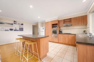 The Peninsula Escape Spacious 5-Bedroom Home