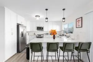 515) Modern 5 bedrooms GREAT outdoor space - 波威