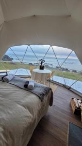 Glamping in the middle of nature and ocean view
