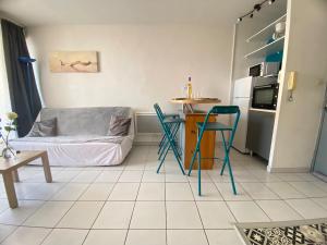 Appartements Sainte Marie appartement 4 Pers a quelques pas de la plage : photos des chambres