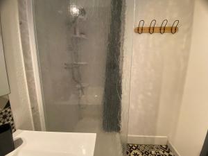 Appartements Sainte Marie appartement 4 Pers a quelques pas de la plage : photos des chambres